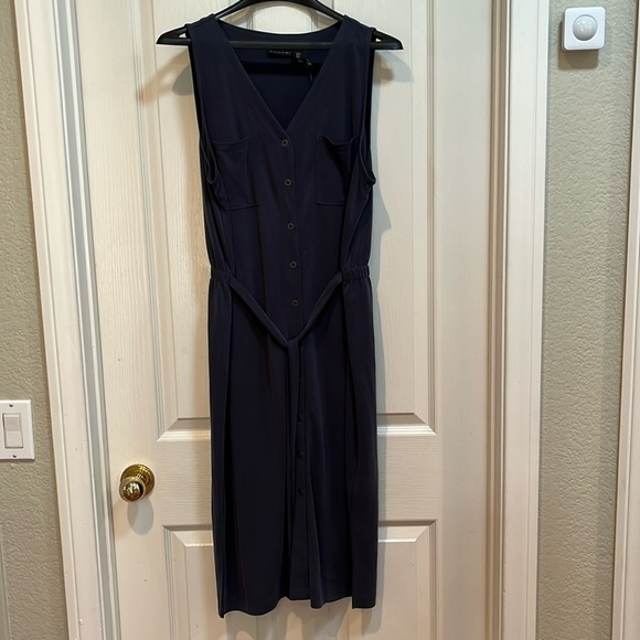 NWT Tahari Sleeveless Shirt Dress Buttons Pockets Tie Waist V Neck Midi Dress L - Picture 1 of 12